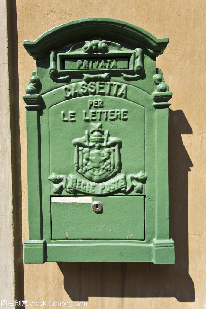 古色古香的信報(bào)箱 歲月沉淀的溫情記憶